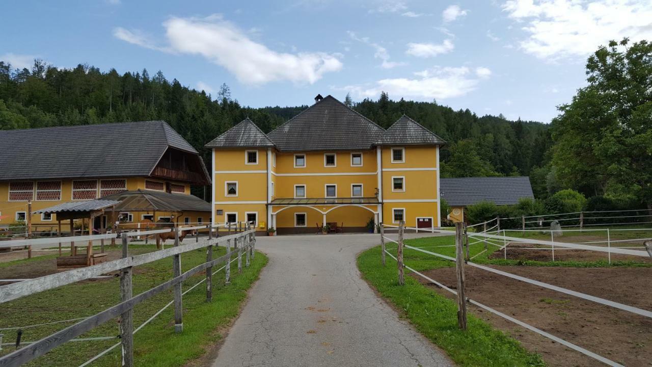 Ferienwohnungen Gut Seebacher Klagenfurt am Woerthersee Exteriér fotografie